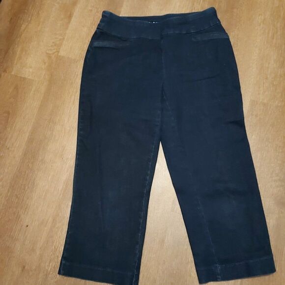 Croft & Barrow waist 29 inseam 9 3/4  length 20 1/4 Ex cond Dark Blue - Picture 1 of 3